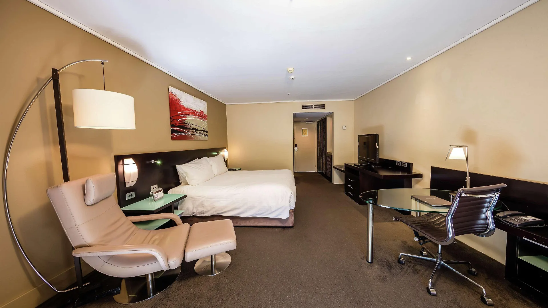 Hilton Cairns Hotel