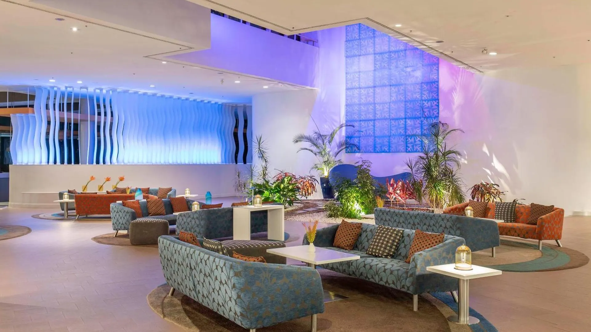 Hilton Cairns Hotel