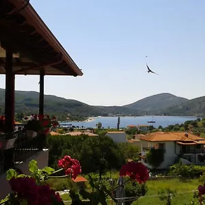 El Capitan , Porto Koufo Yunanistan