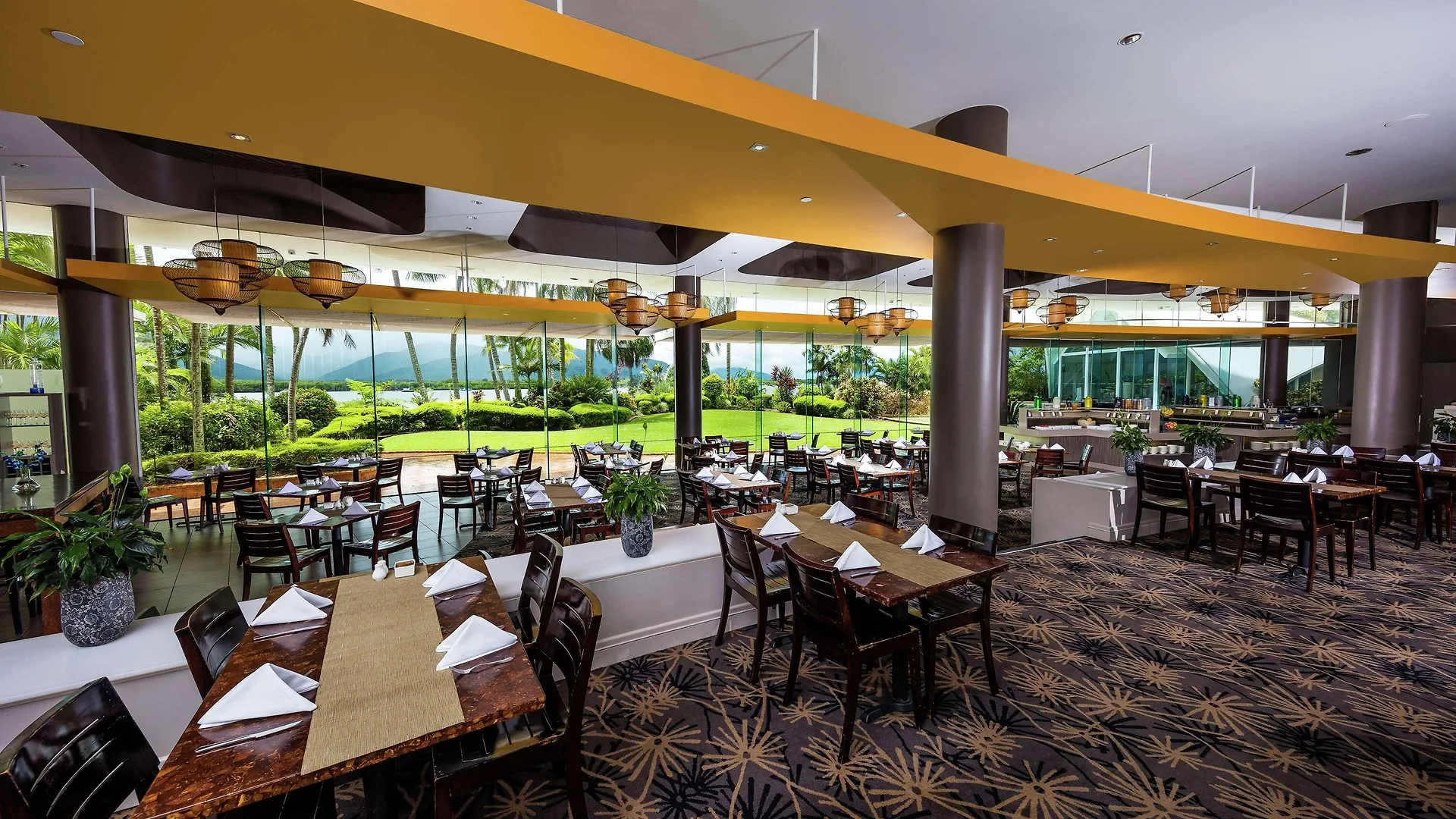 Hilton Cairns Hotel Australia