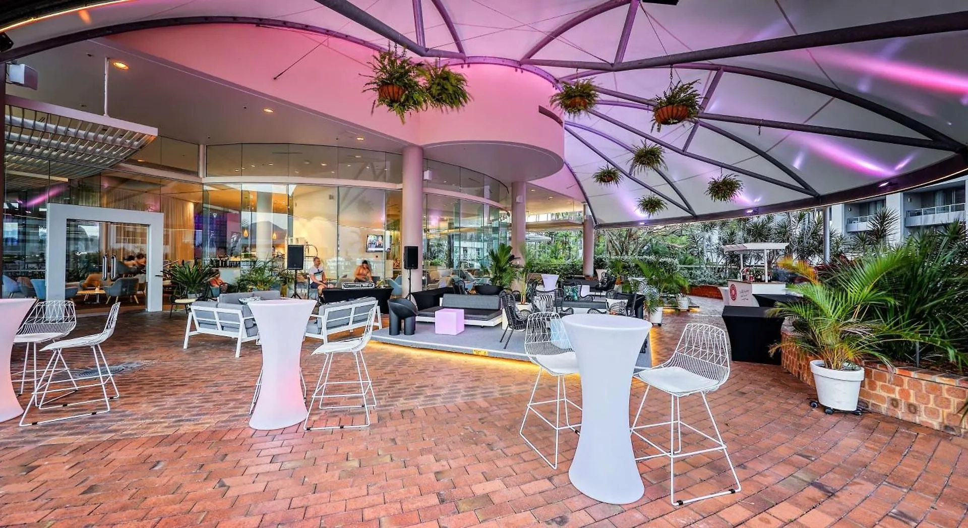Hilton Cairns Hotel