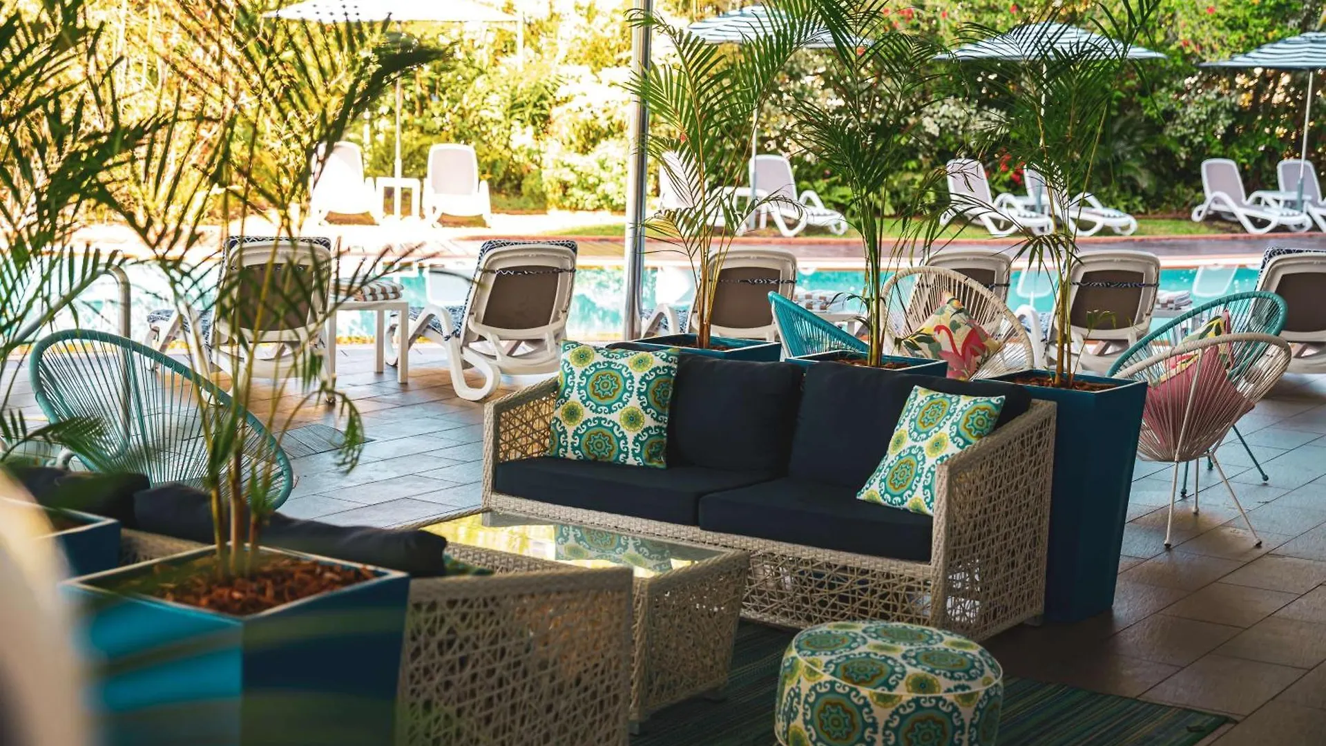 Hilton Cairns Hotel 5*,